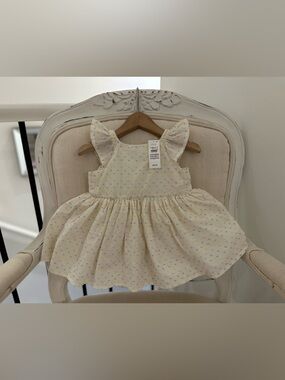 🤍 12~18 Mth GAP Baby Ivory~Cream Polka Dot Confetti Flutter Sleeve Dress NWT